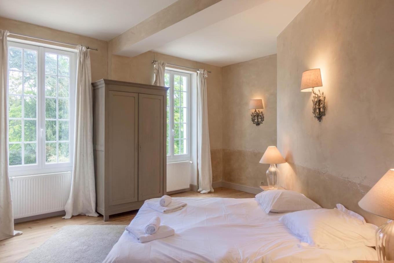 Maison Chaleureuse De 4 A 12 Personnes Neuville-aux-Bois Экстерьер фото
