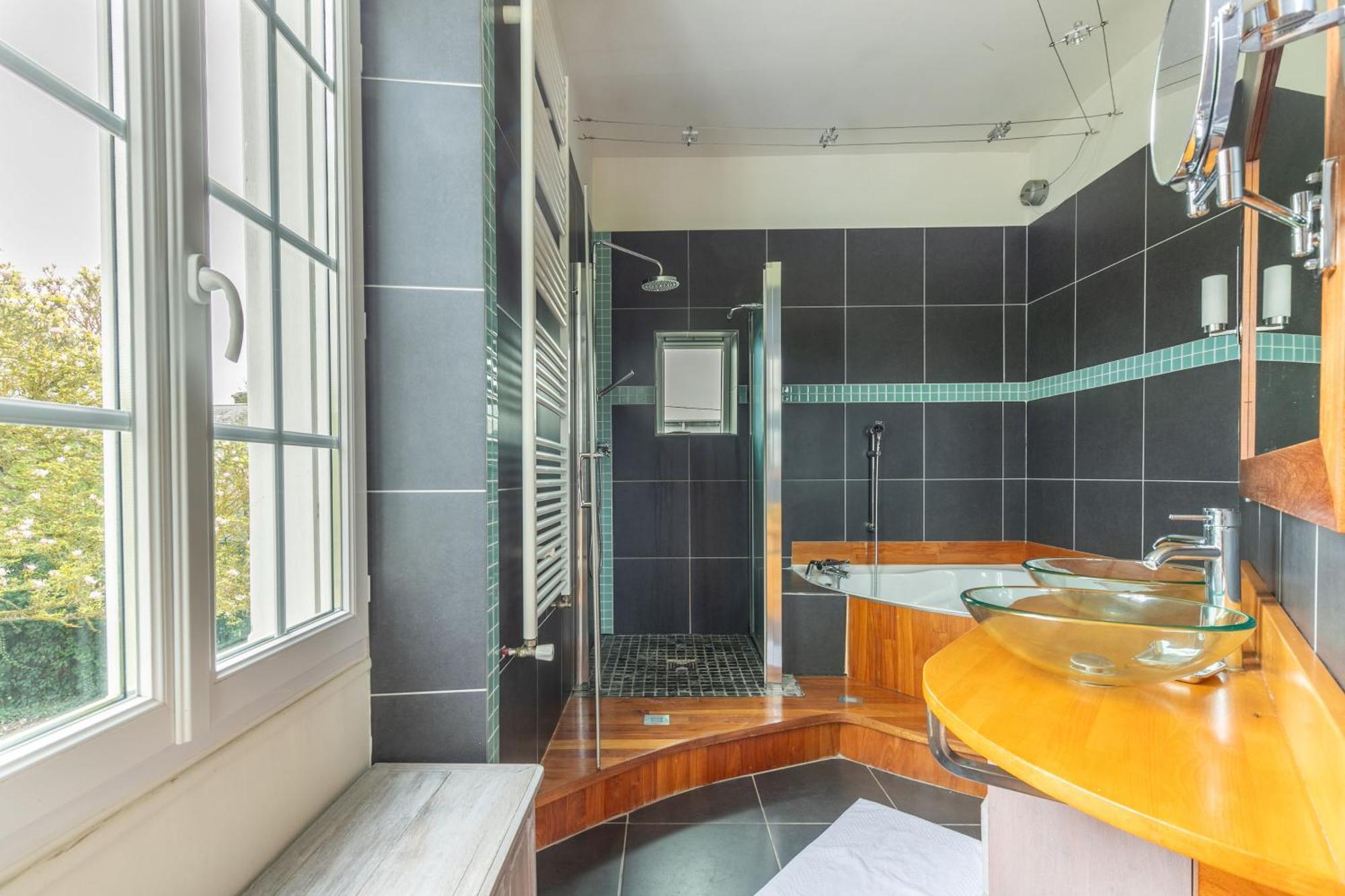 Maison Chaleureuse De 4 A 12 Personnes Neuville-aux-Bois Экстерьер фото
