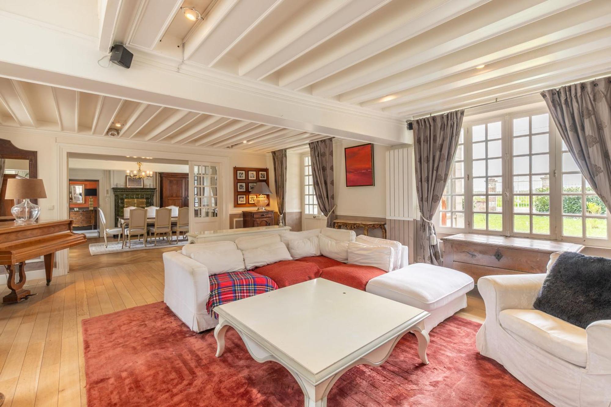 Maison Chaleureuse De 4 A 12 Personnes Neuville-aux-Bois Экстерьер фото