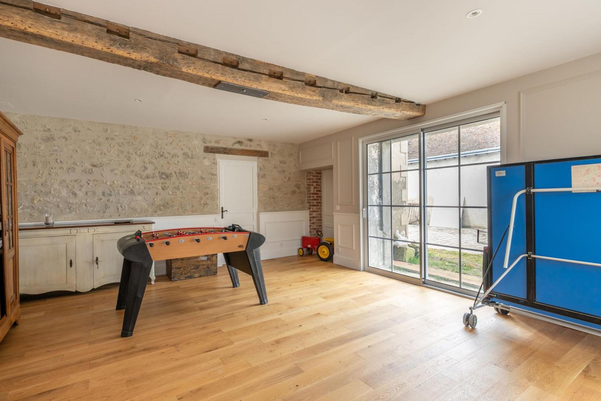 Maison Chaleureuse De 4 A 12 Personnes Neuville-aux-Bois Экстерьер фото